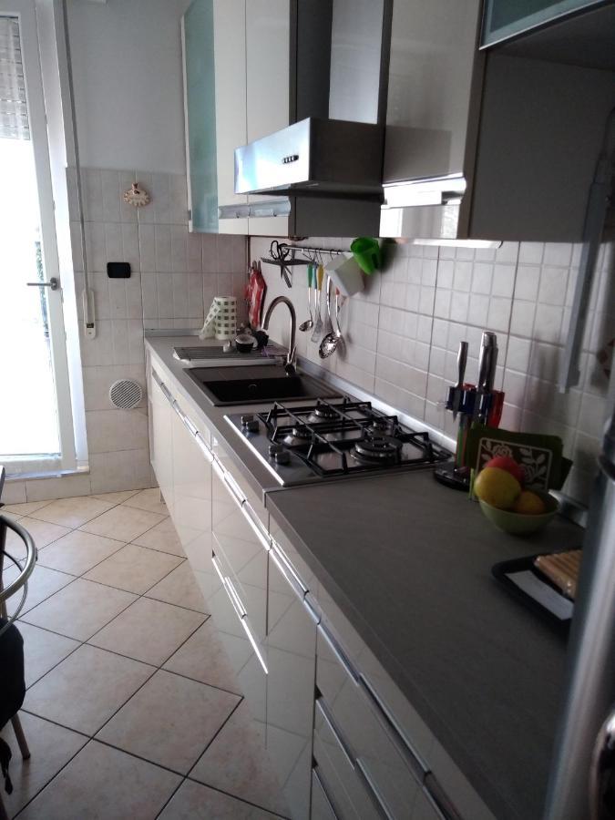 Appartamento Con Terrazzo A Gorgonzola Eksteriør bilde